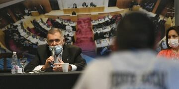 Coronavirus: Jaldo recibió a referentes de organizaciones sociales en la Legislatura\u002E (SECP)