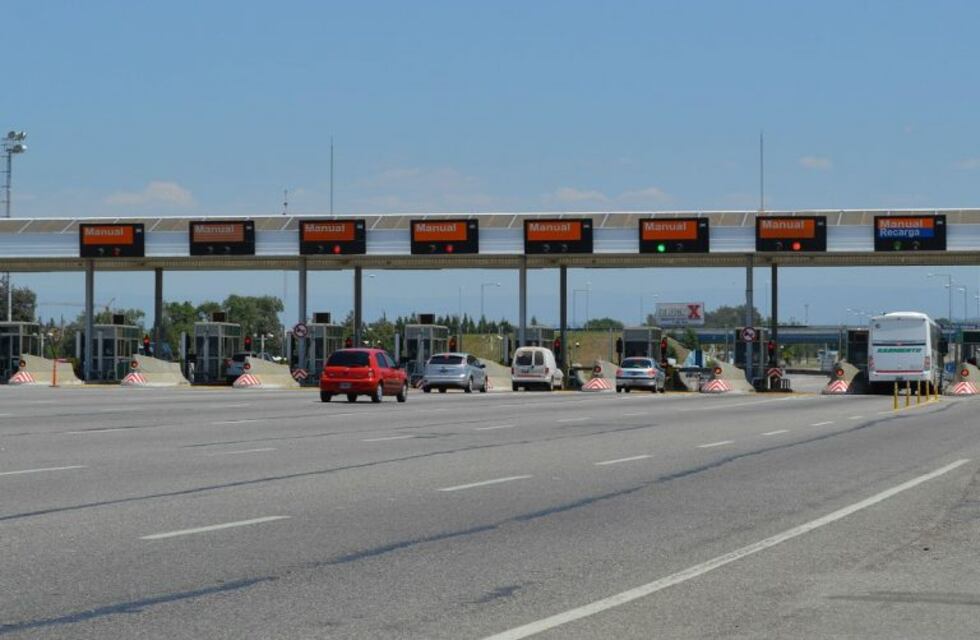 Más de tres millones de autos cruzaron los peajes en la primera quincena