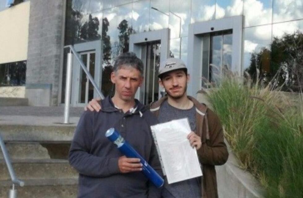 Se recibió de abogada, falleció de cáncer y el diploma lo retiraron sus familiares