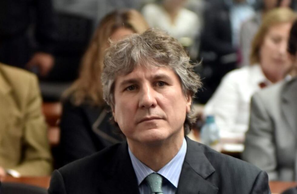 Sobreseyeron a Amado Boudou en la causa por los papeles truchos de un auto