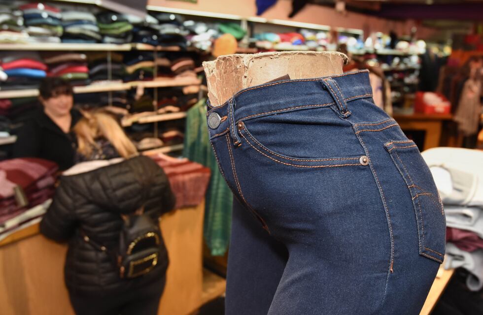 Bienvenido otoño: las tendencias de ropa que muestran las vidrieras mendocinas para esta temporada