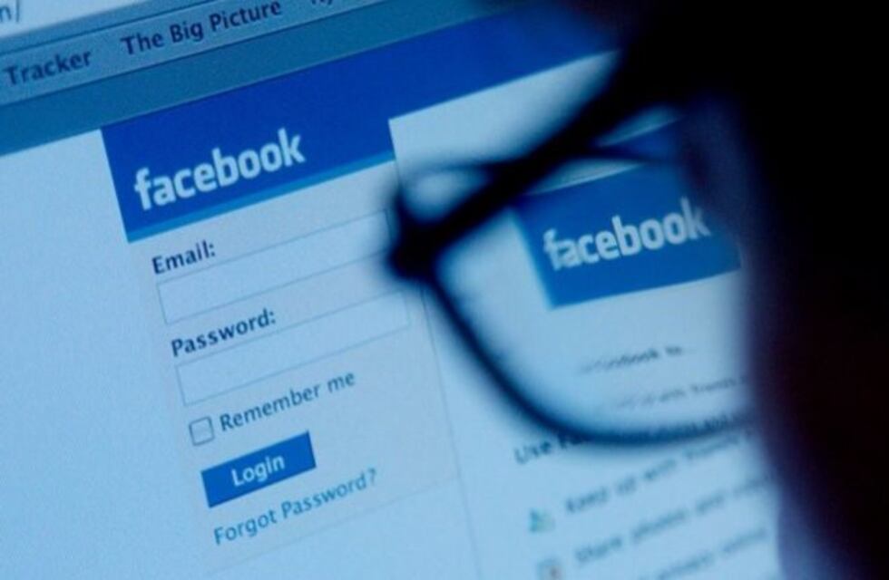 La violó un chico que conoció por Facebook