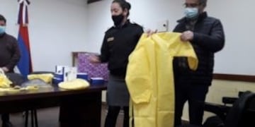 Prendas de protección confeccionadas por las internas de la Unidad Penal de Miguel Lanús en Posadas\u002E