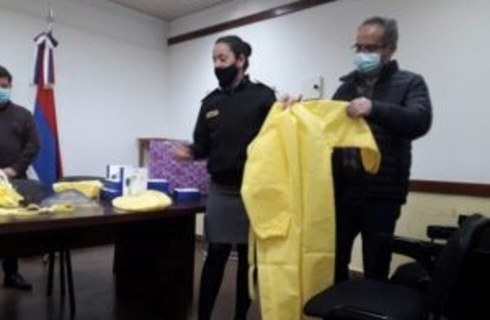 Donación de termómetros infrarrojos y equipos de protección personal