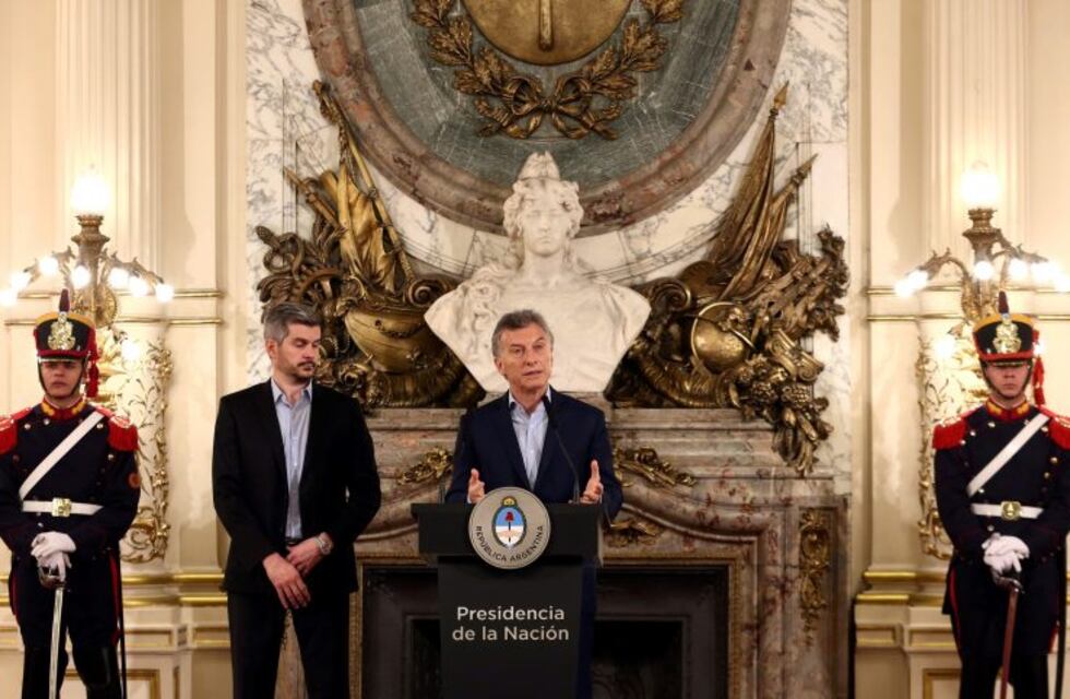 Panorama político nacional: Cinco errores políticos para otra devaluación