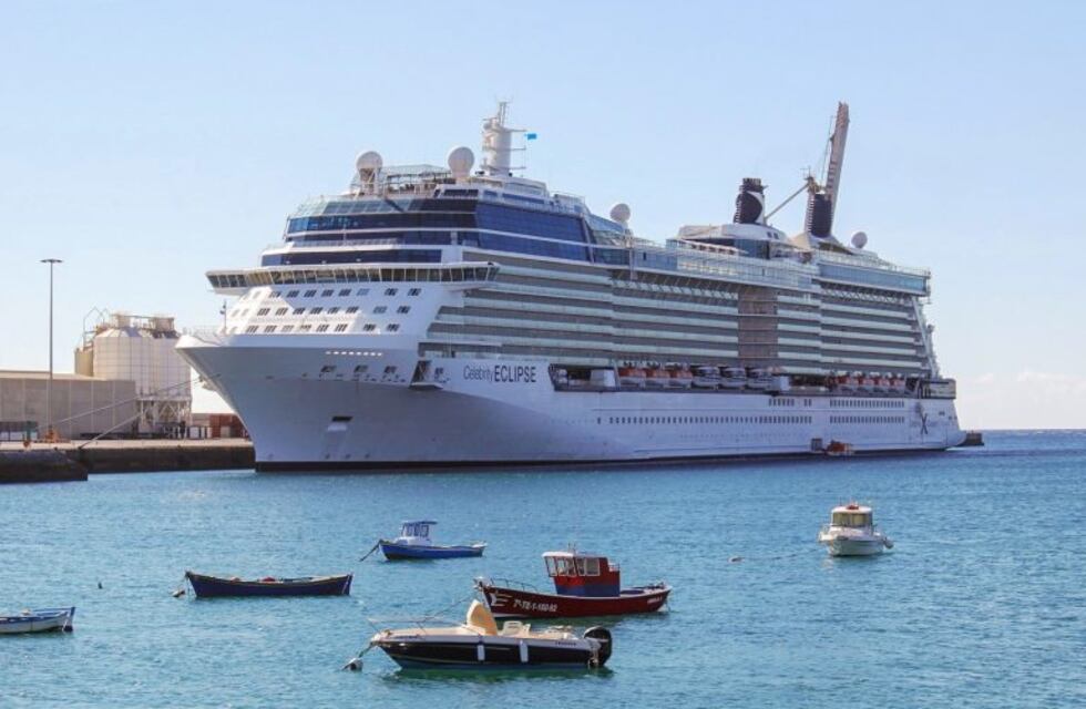 Ushuaia se prepara para recibir a "La Bestia del Mar" uno de los cruceros más grandes del mundo