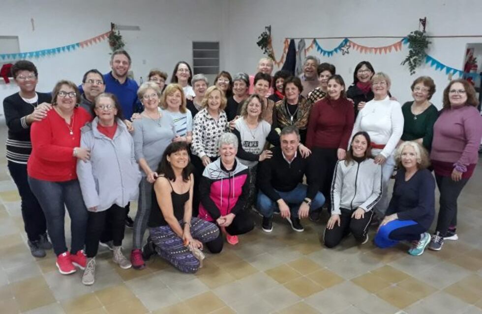 El Intendente Luis Castellano visitó la Casa del Jubilado