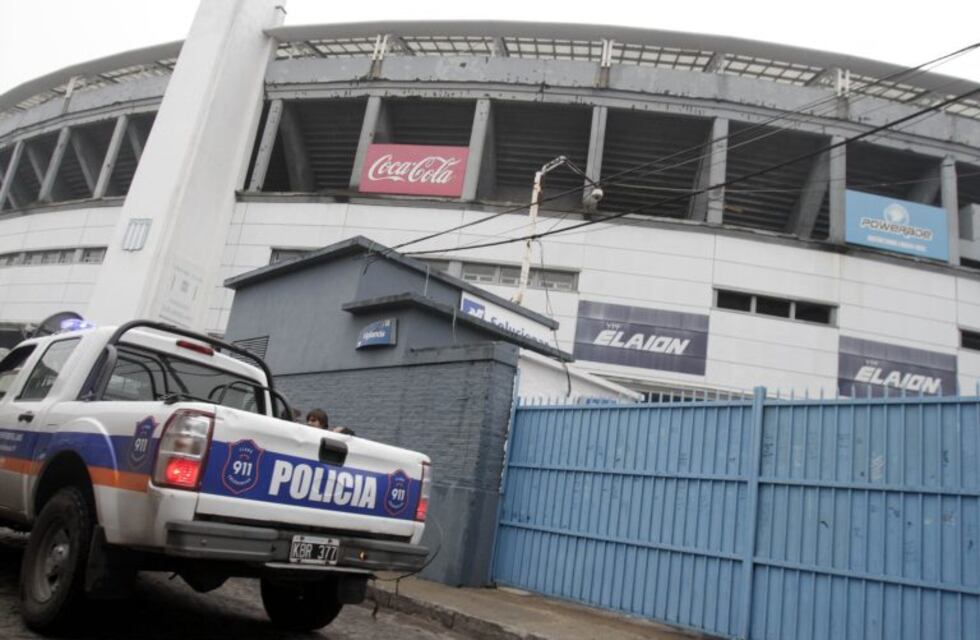 Ocho detenidos por emboscada a barras de Racing