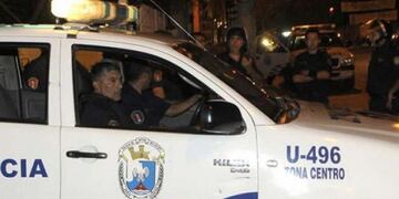 La Policía intenta dar con el paradero de los ladrones que se llevaron un cuantioso botín de la casa del empresario\u002E