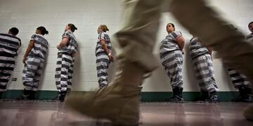 Mujeres presas, imagen ilustrativa\u002E