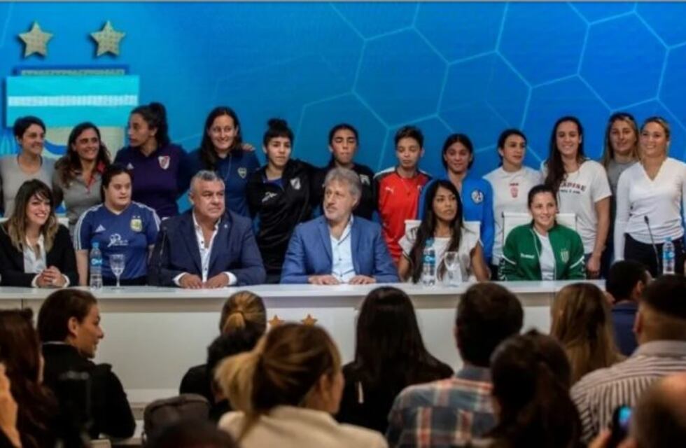 Arrancó el fútbol femenino profesional: todo lo que tenés que saber