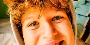 Luka tiene 11 años y sus compañeros lo cargan alegando que es \