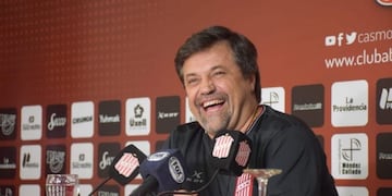 Ricardo Caruso Lombardi dijo que le queda más cerca Rosario\u002E (Río Negro)