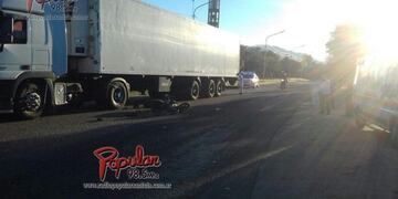 Camion y moto choque