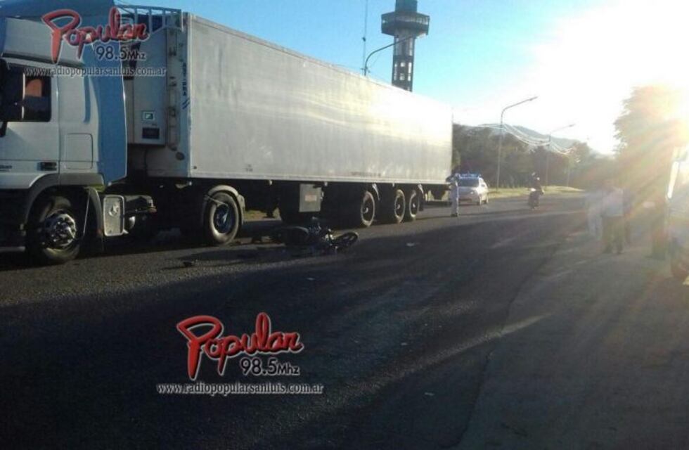 Un herido al chocar una moto y un camión en una ruta de San Luis