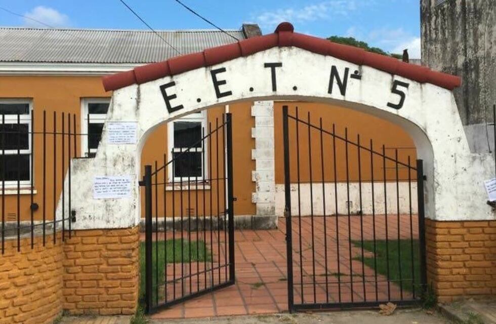 La Escuela Técnica N° 5 de La Emilia recibió un subsidio de casi un millón de pesos