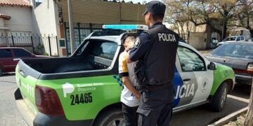 Adolescentes causaron destrozos en una escuela