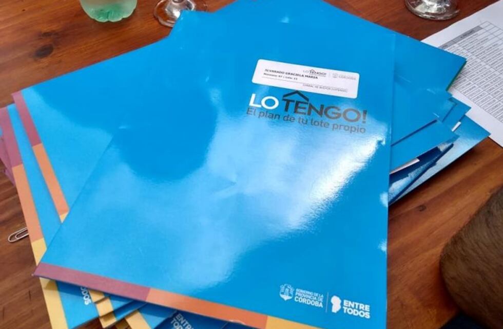 El ministro Desarrollo Social de Córdoba entregó planes en Corral de Bustos