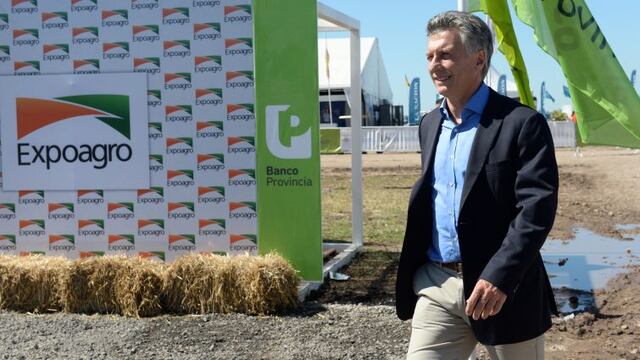 HANDOUT - El presidente argentino, Mauricio Macri, recorre el 10/03/2017 la muestra agroindustrial Expoagro en San Nicolu00e1s, Argentina. Macri reconociu00f3 que es