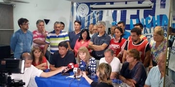 El Frente Gremial Docente rechazó el decreto de Emergencia Educativa y reactivó las protestas\u002E