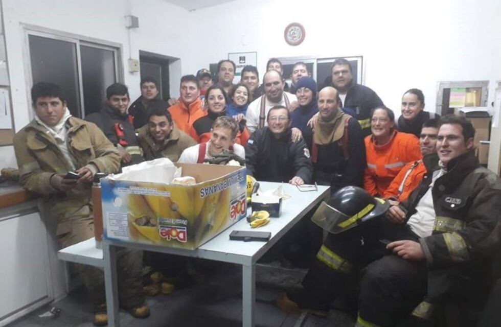 Más de 500 bomberos trabajaron nueve días, en el incendio de Alejandro Roca