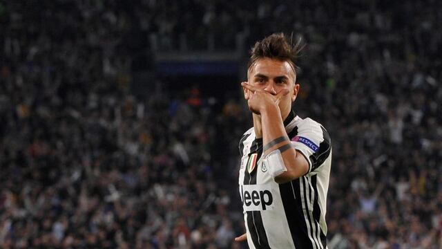 Football Soccer - Juventus v FC Barcelona - UEFA Champions League Quarter Final First Leg - Juventus Stadium, Turin, Italy - 11/4/17 Juventus' Paulo Dybala celebrates scoring their first goal  Reuters / Giorgio Perottino Livepic