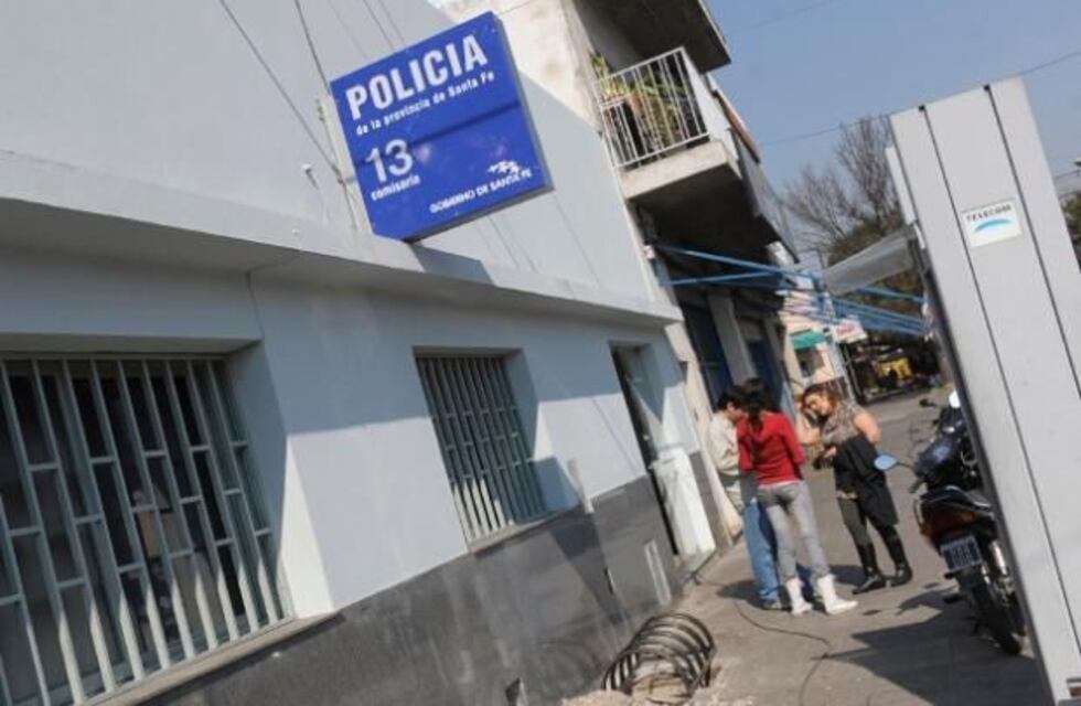 Insólito: un policía de civil detuvo a un ladrón que quiso asaltarlo con un arma falsa