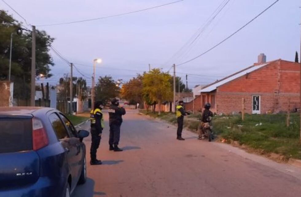 Operativo policial en Punta Alta y dos detenidos en la madrugada