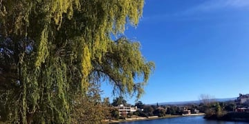 Paisaje de Villa Carlos Paz con sol\u002E (Foto: Facebook / Municipaidad VCP)\u002E