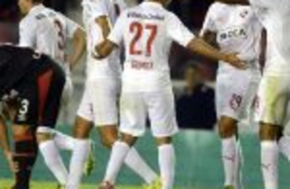 Independiente venció 2-0 a Colón en Santa Fe