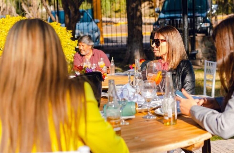 Tras ocho meses de cierre, los salones de fiesta mendocinos se reinventan