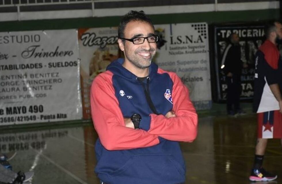 Basquet: el puntaltense Matías Ramírez hace creer en milagros a Argentino
