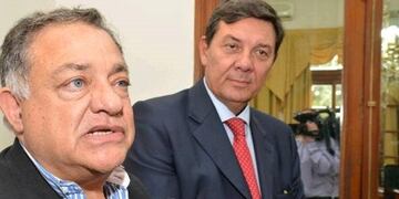 Jorge Balán (derecha) accedió a identificar a coautores y partícipes de los delitos investigados\u002E (Prensa Gobierno de La Rioja)