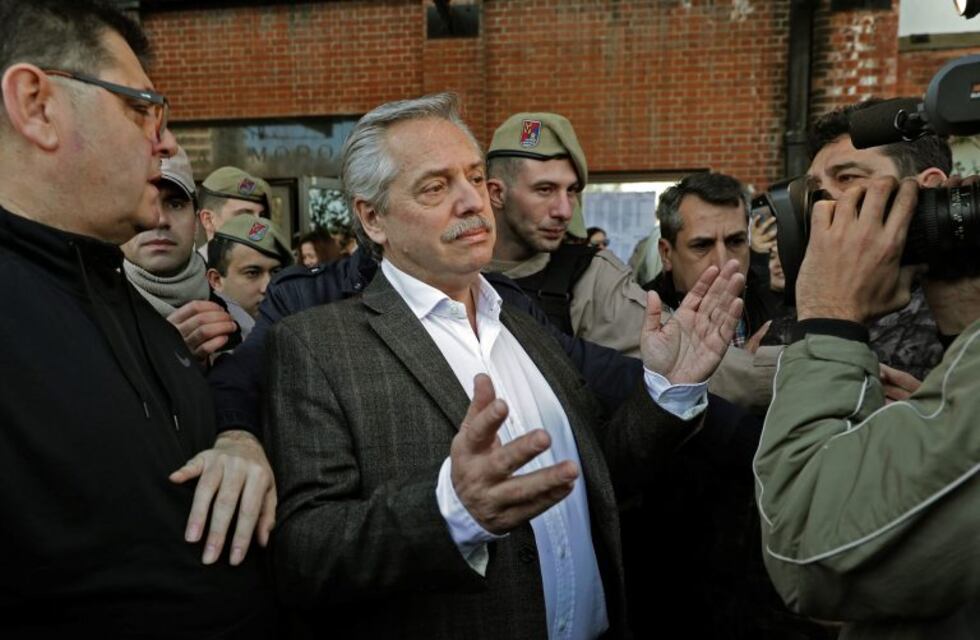 Alberto Fernández volvió a pedirle a los pilotos que levanten el paro: "Un Gobierno en retirada no va a cambiar su política"