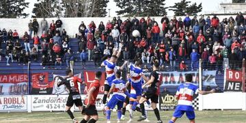 Sporting superó a Rosario por 2 a 1