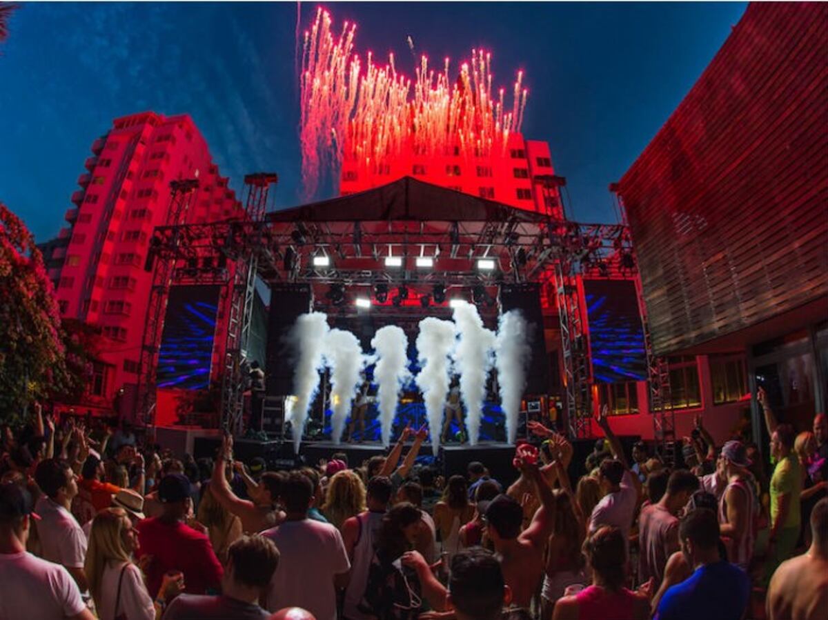 Así serán los recitales del futuro\u002E