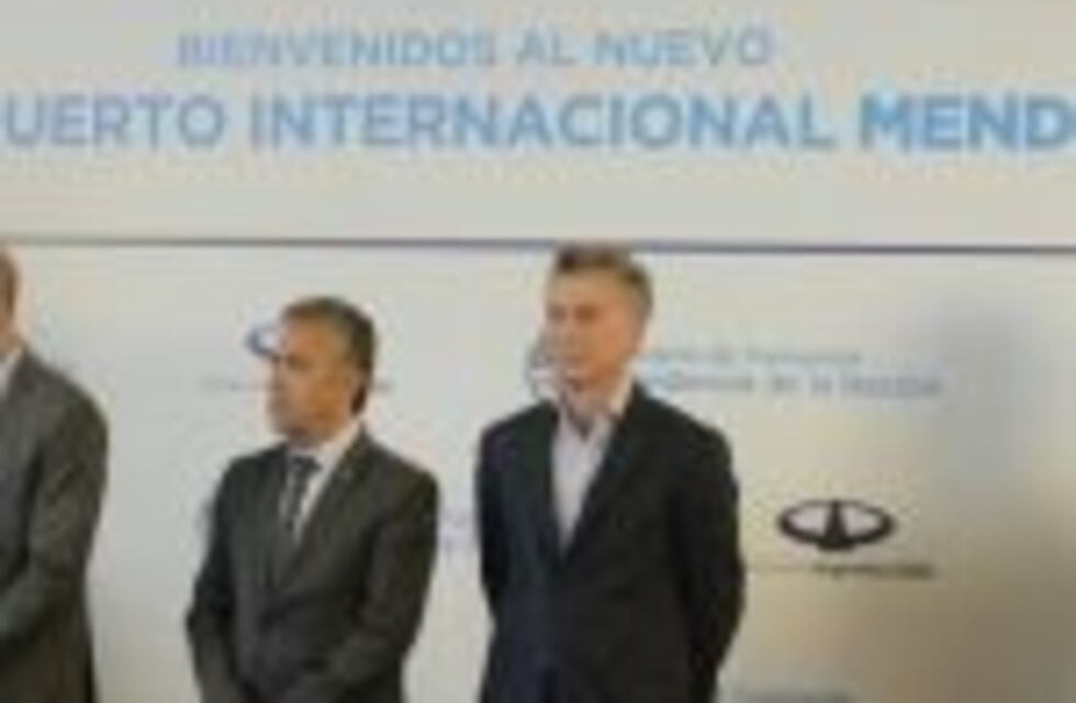 El Presidente dijo que quiere una Argentina con vuelos federales