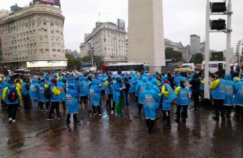 Agentes de tránsito se concentraron en el Obelisco para pedir justicia por los colegas atropellados
