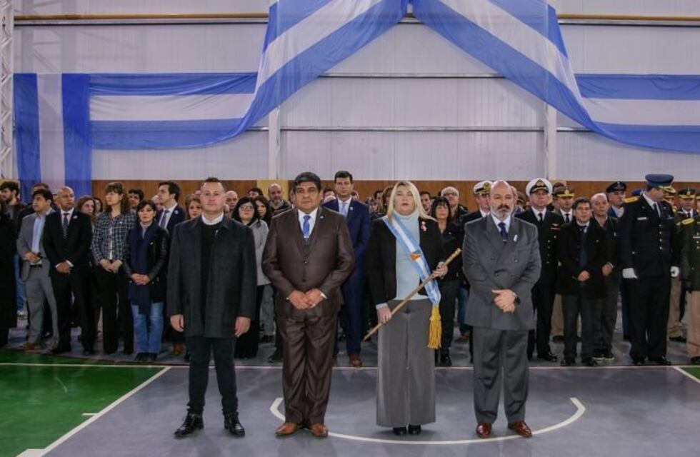 Conmemoración al 208º aniversario de la Revolución de Mayo