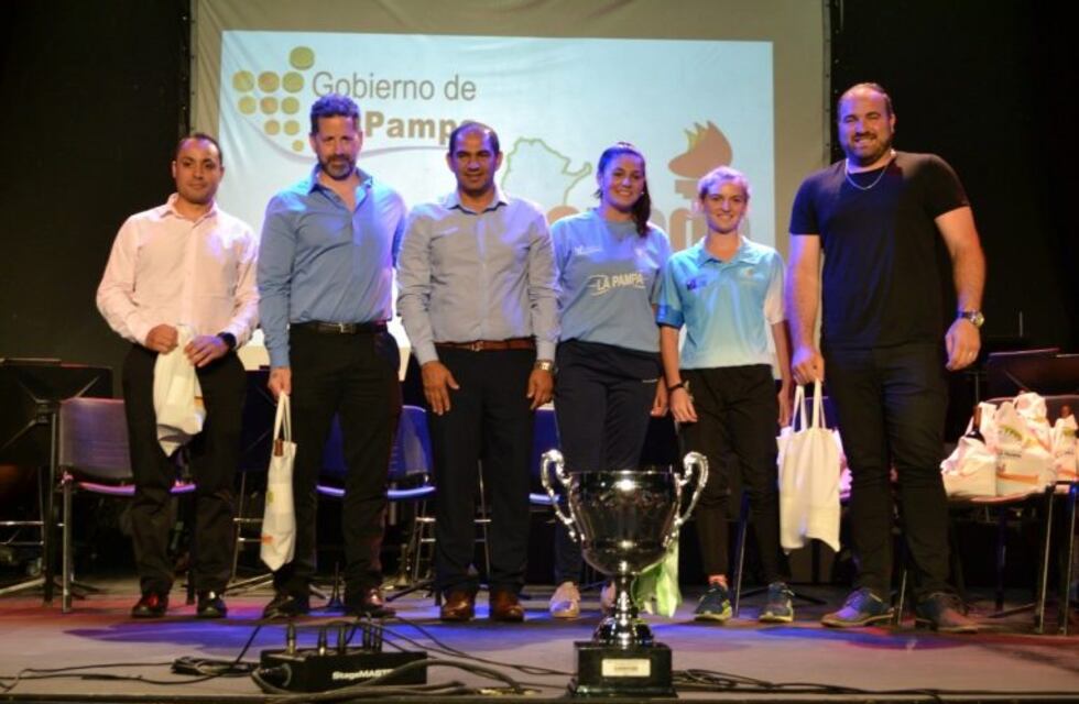 Funcionarios Fueguinos con integrantes de EPADE en la Pampa