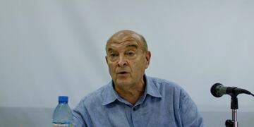 DYN24, BUENOS AIRES 18/03/15, EX MINISTRO DE ECONOMIA, DOMINGO CAVALLO EN UNA CHARLA FRENTE A ALUMNOS, EN EL CAMPUS DE LA UNIVERSIDAD DE SAN ANDRES\u002EFOTO:DYN/UNIVERSIDAD DE SAN ANDRES buenos aires domingo cavallo ex ministro de economia charla en la universidad de san andres