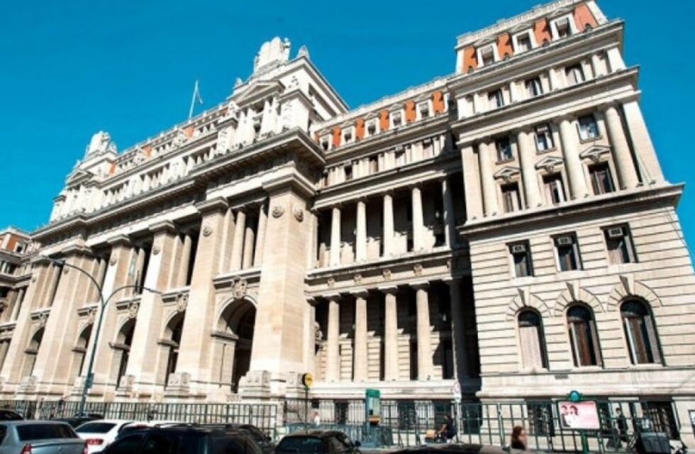 La Procuración General de la Nación consideró que la Corte Suprema es incompetente para intervenir