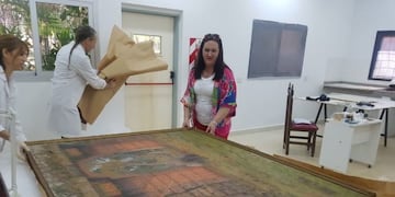 80 años después de ser pintado, restauran el “Ruinas de San Ignacio Miní: un cuadro histórico que muestra parte de la reducción antes de ser reconstruida