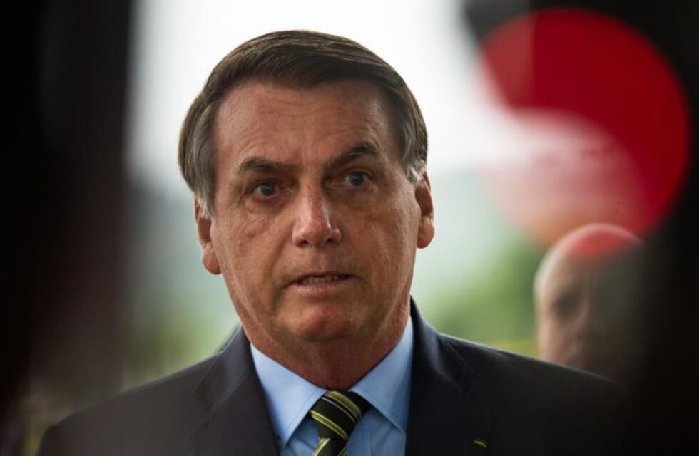 Bolsonaro destituyó a su ministro de Sanidad luego de semanas de discrepancias por la gestión de la crisis