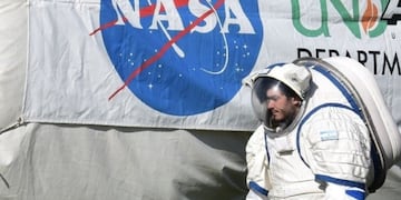 El mendocino Marcos Bruno es uno de los integrantes del equipo de universitarios ganador de la primera competencia Open Space\u002E En 2021 su propuesta, incluirá en un satélite de Satellogic\u002E