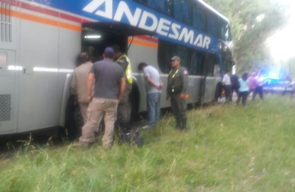 Sorprenden con cocaína a un pasajero de colectivo