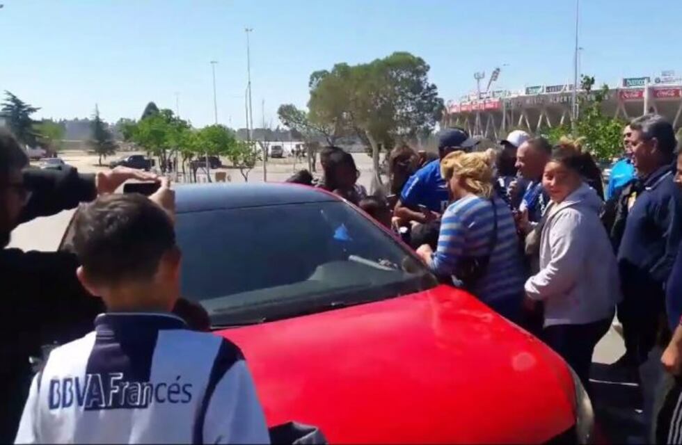 No lo dejan Cholo: la salida de Guiñazú tras el empate de Talleres