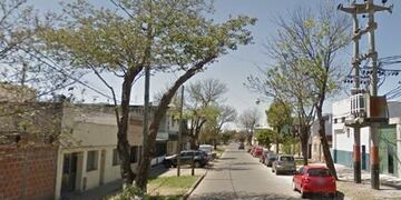 Balearon la casa de la dueña del carrito del Parque Independencia\u002E (Street View)