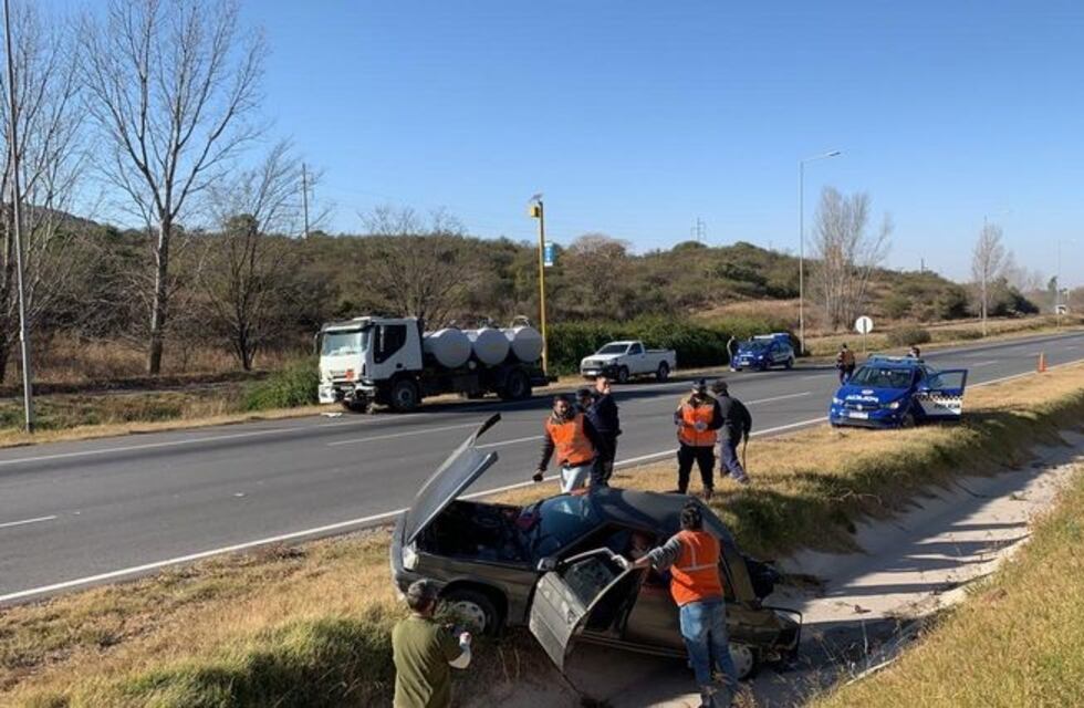 Terrible accidente fatal en la autopista Córdoba - Carlos Paz