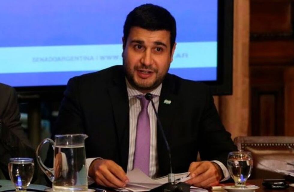 La voz de Néstor Kirchner irrumpió en el debate por el Presupuesto de la mano de un diputado rosarino